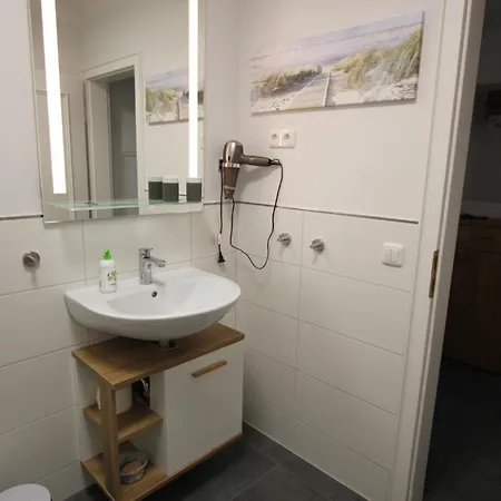 Am Mit Strandkorb In * شاربوتس